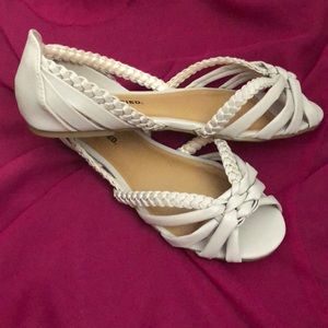 Classified retro flats